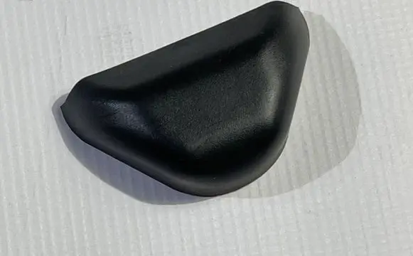 Ford Mustang V Seat belt trim 63612C36