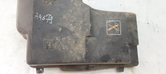 Battery box tray