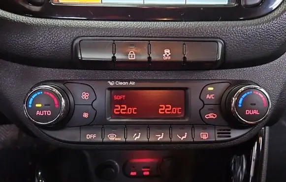 KIA Ceed Climate control/heater control trim 97250A2202 IMPRK1581966