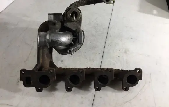 Mercedes-Benz Vito Viano W638 Turbo A6110960299 A6111420101