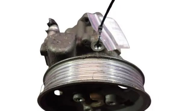 Volkswagen Golf IV Power steering pump
