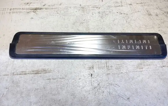 Infiniti Q70 Y51 Front sill trim cover 769B11BA0A