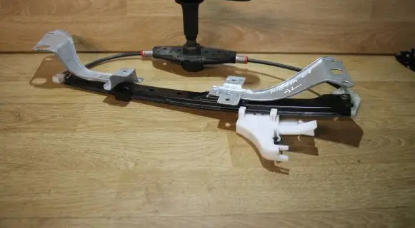 Ford Fiesta Rear door manual window regulator 2S61A27000