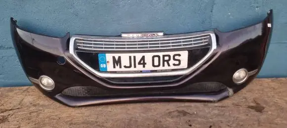 Peugeot 208 I Front bumper 9672794477
