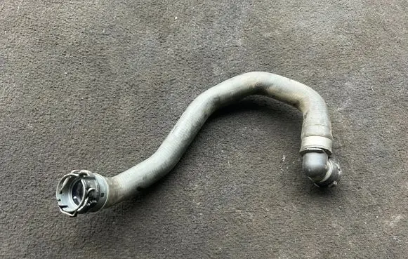 Mercedes-Benz GLE W167 Engine coolant pipe/hose A1675016203