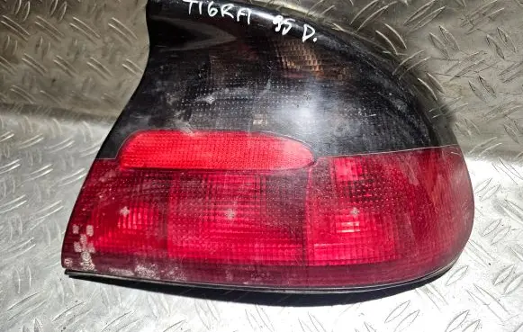 Opel Tigra A Rear/tail lights