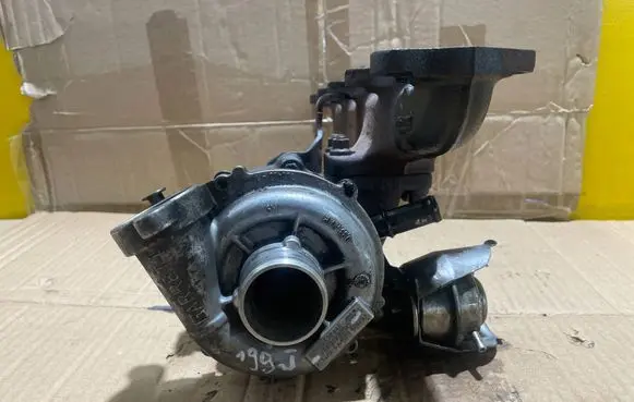 Ford Focus Turbo 9663199280