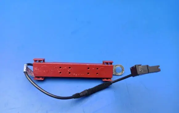 Volvo S40 Aerial antenna amplifier 8673656 13002300