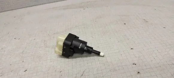 Audi A4 S4 B6 8E 8H Brake pedal sensor switch 1K2945511