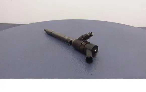 Hyundai Santa Fe Fuel injector 33800-27900