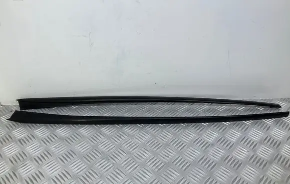 Volkswagen Golf VII Windshield trim 5G0854327B 5G0854328B