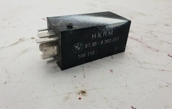 BMW 5 E34 Other relay 8363317 61358363317