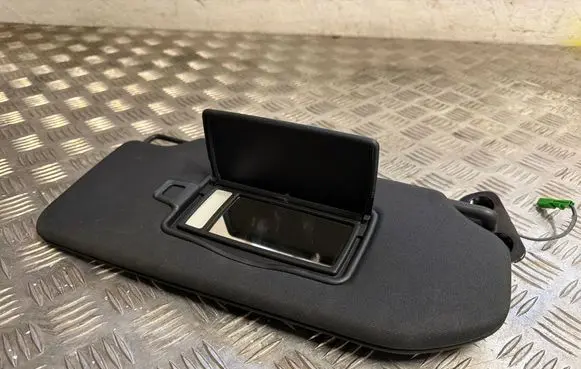 Volvo XC90 Sun visor 