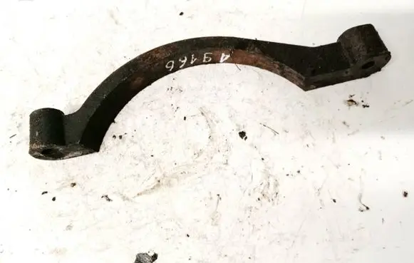 Citroen C4 I Engine mounting bracket