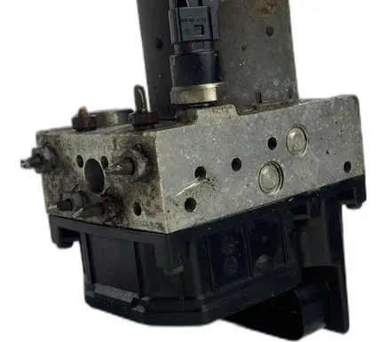 Mercedes-Benz Vito Viano W639 Master brake cylinder