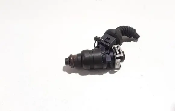 Audi A6 S6 C5 4B Fuel injector 0781335511