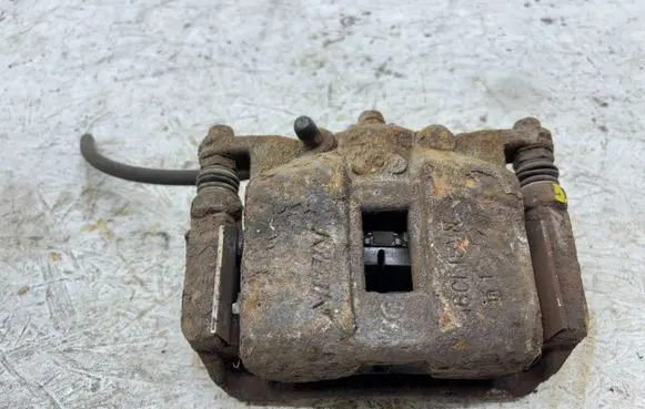 Skoda Octavia Mk2 (1Z) Front brake caliper