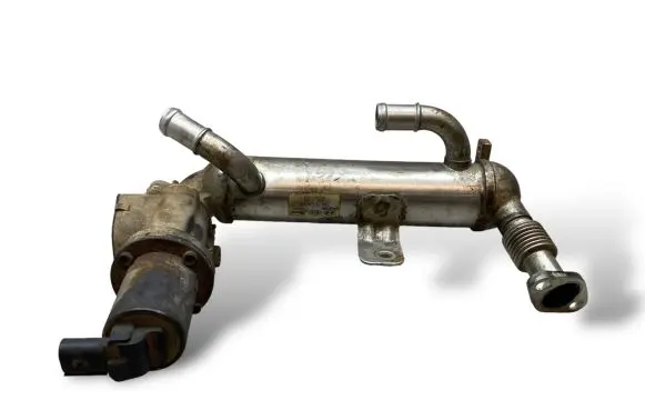 Hyundai i20 (PB PBT) EGR valve 284102A350 284162A700