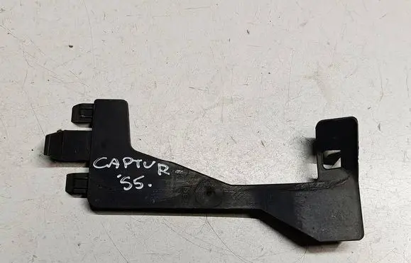 Renault Captur Front bumper mounting bracket 628108755RS5 628108755R