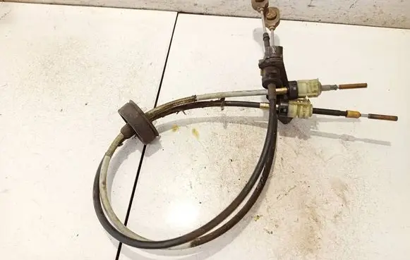 Opel Zafira A Gear shift cable linkage 