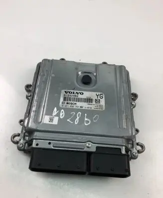 Volvo XC60 Engine control unit/module ECU 31392982 0281030782