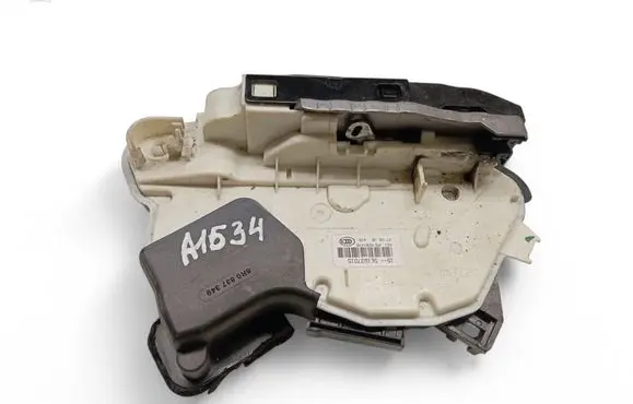 Skoda Yeti (5L) Coupe door lock (next to the handle) 5E1837015