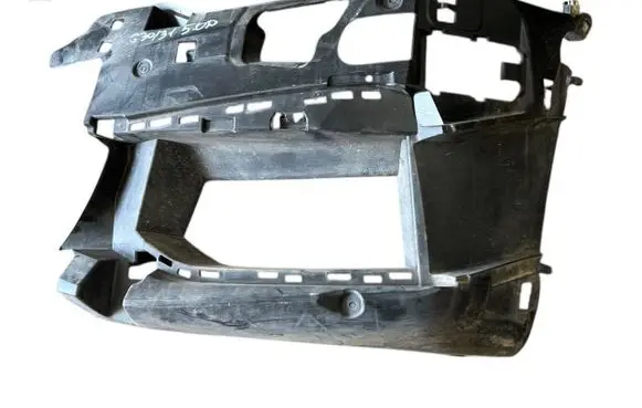 BMW 5 G30 G31 Front bumper mounting bracket 51118064977 8064977 15067010