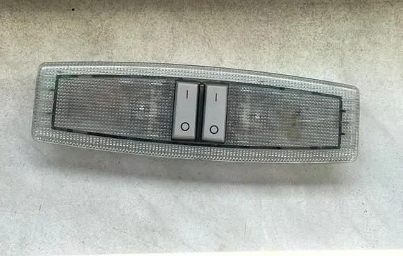 Opel Zafira B Rear seat light 13101641