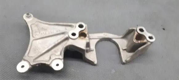 Citroen C5 Aircross Gearbox mounting bracket 9641335780