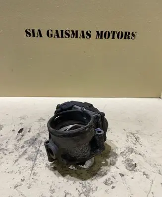 Volkswagen Touran I Throttle valve 03G128063A