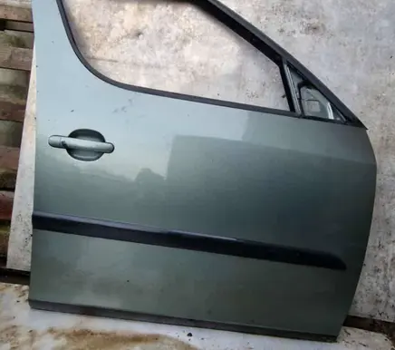Skoda Roomster (5J) Front door