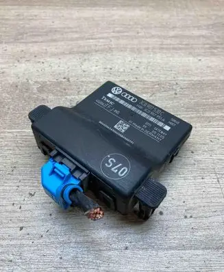 Volkswagen PASSAT B6 Gateway control module 3C0907530C 3C0907951A