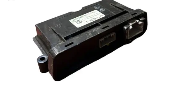 Tesla Model S Parking PDC control unit/module 100761800D 2113K80000488