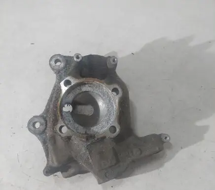 BMW 5 E39 Front wheel hub 1092854