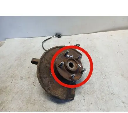 Mitsubishi Outlander Front wheel hub