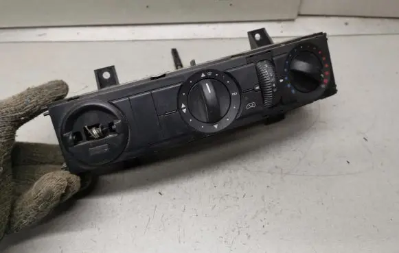 Mercedes-Benz Sprinter W906 Climate control unit A9068300485