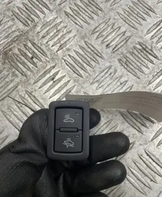 Audi Q7 4L Alarm switch 4F0962109
