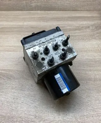 Volkswagen PASSAT B6 ABS Pump 3C0614109AF