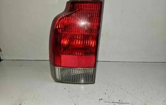 Volvo V70 Rear/tail lights 9154497