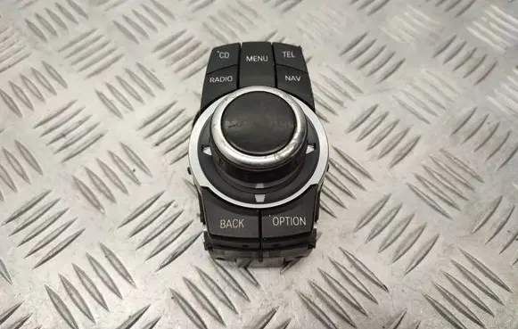 BMW X6 E71 Head unit multimedia control 9231116