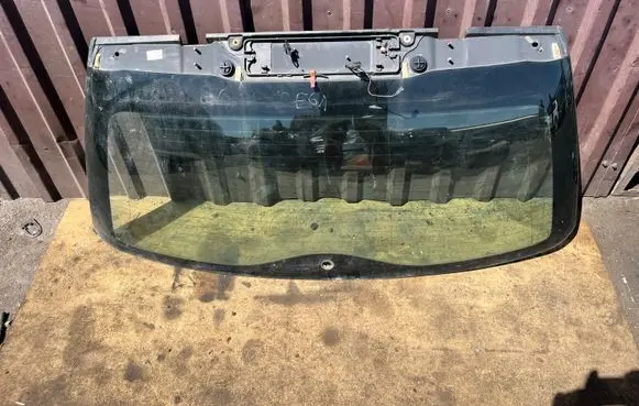 BMW 5 E60 E61 Rear windscreen/windshield window 43R001026