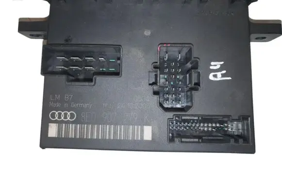 Audi A4 S4 B6 8E 8H Comfort/convenience module 8E0907279K