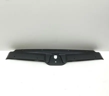 Radiator trim