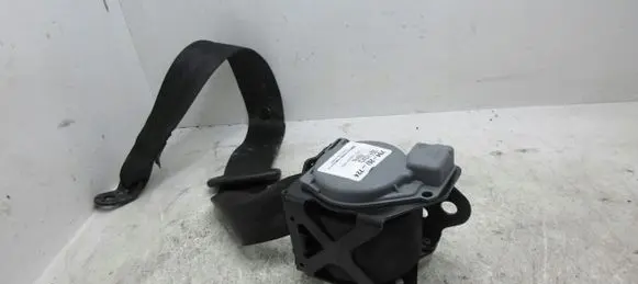 Audi A8 S8 D4 4H Middle seatbelt (rear) 4H0857807H
