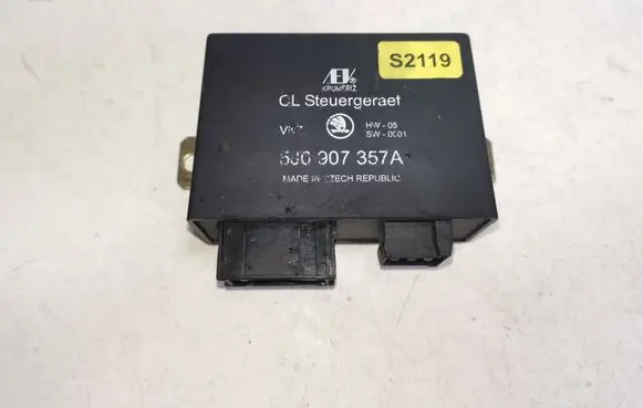 Skoda Fabia Mk2 (5J) Light module LCM 5J0907357A