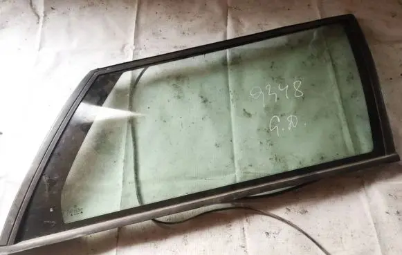 Volkswagen PASSAT B3 Rear side window as2