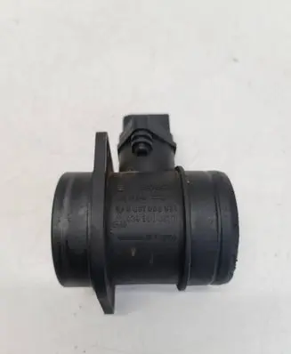 Volkswagen Touran I Mass air flow meter 0281002531 038906461B