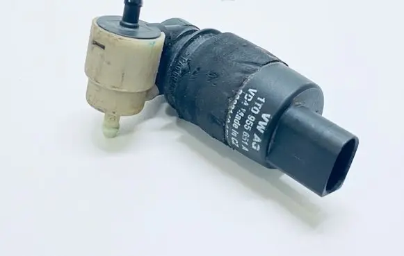 Audi A6 S6 C6 4F Windscreen/windshield washer pump 1T0955651A