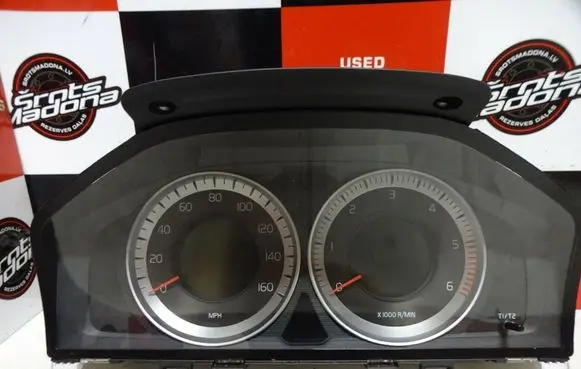 Volvo S60 Speedometer (instrument cluster) 31327584AA