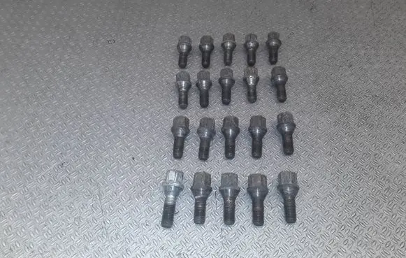 Opel Meriva B Nuts/bolts